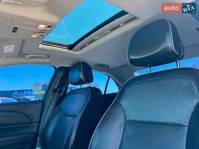 Фото Chevrolet Malibu з оголошення AUTO.RIA