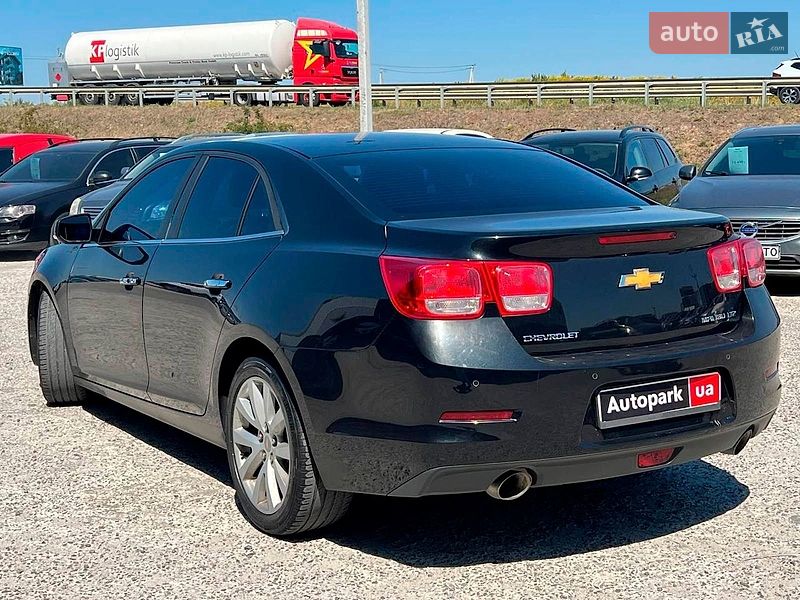 Фото Chevrolet Malibu з оголошення AUTO.RIA