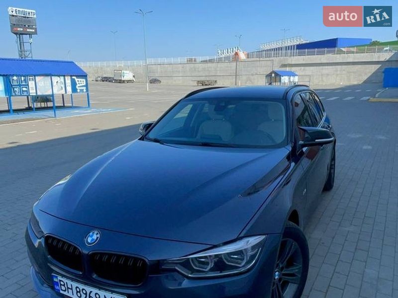 Фото BMW 3 Series з оголошення AUTO.RIA