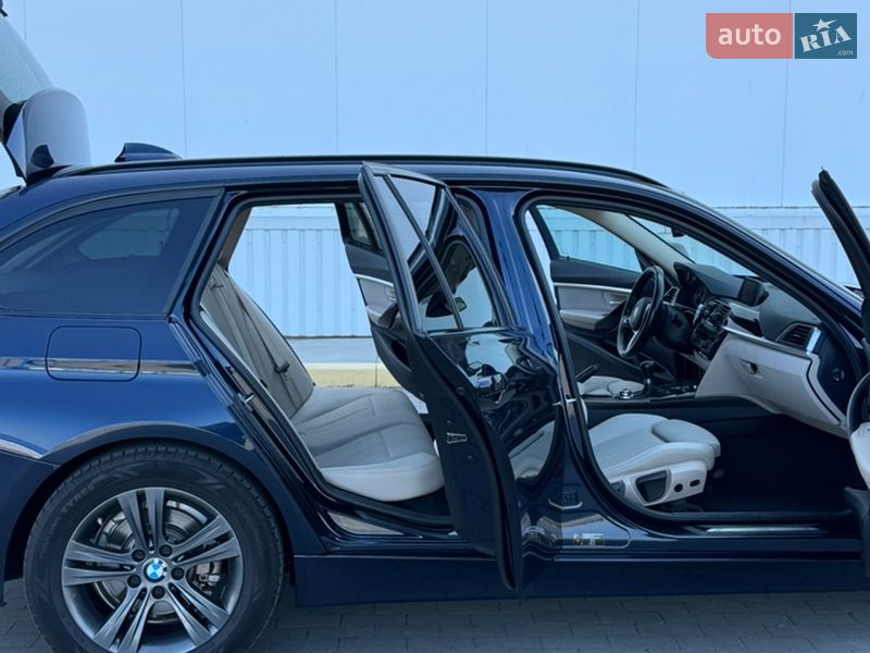 Фото BMW 3 Series з оголошення AUTO.RIA