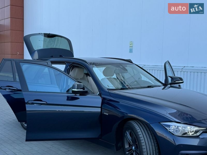Фото BMW 3 Series з оголошення AUTO.RIA