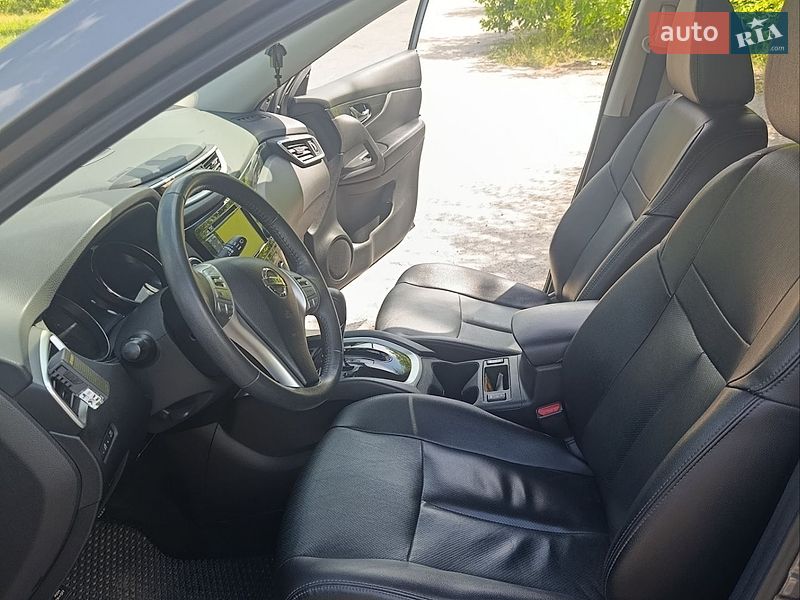 Фото Nissan Rogue з оголошення AUTO.RIA