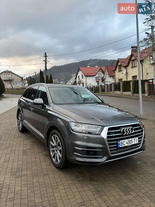 Фото Audi Q7 з оголошення AUTO.RIA