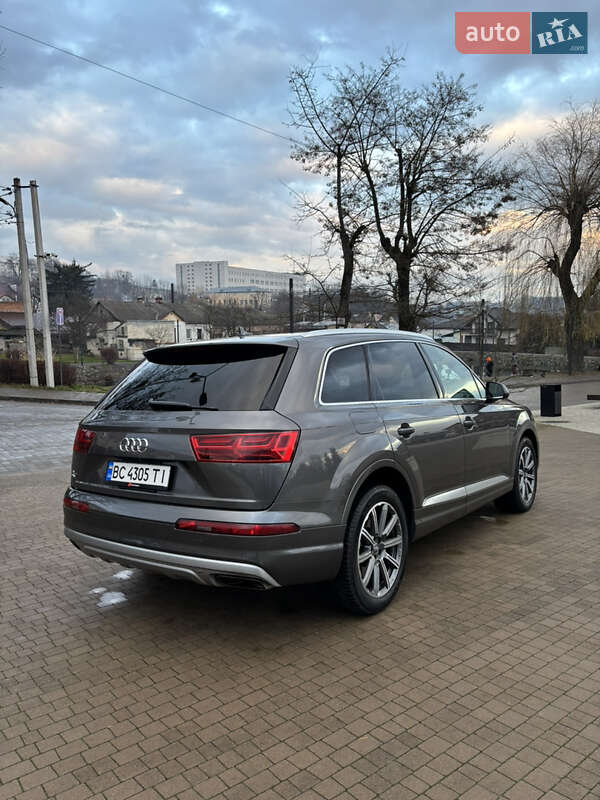 Фото Audi Q7 з оголошення AUTO.RIA