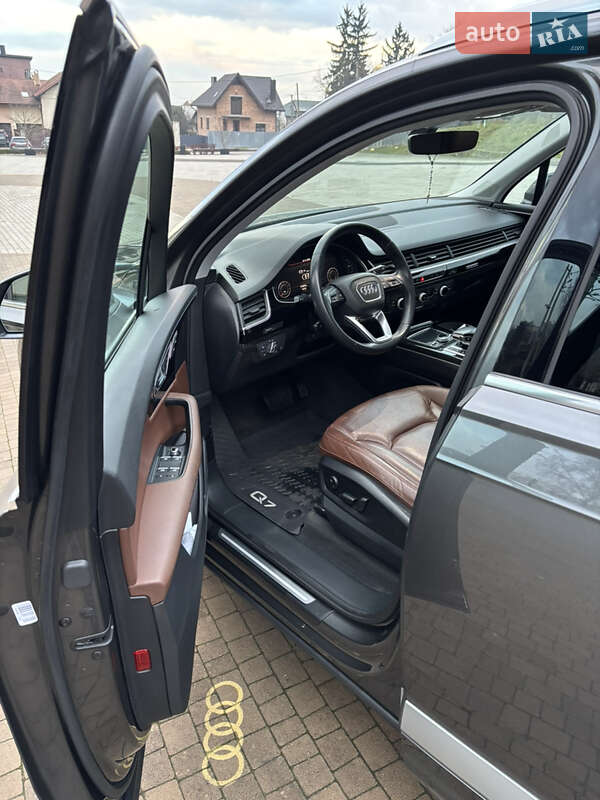 Фото Audi Q7 з оголошення AUTO.RIA
