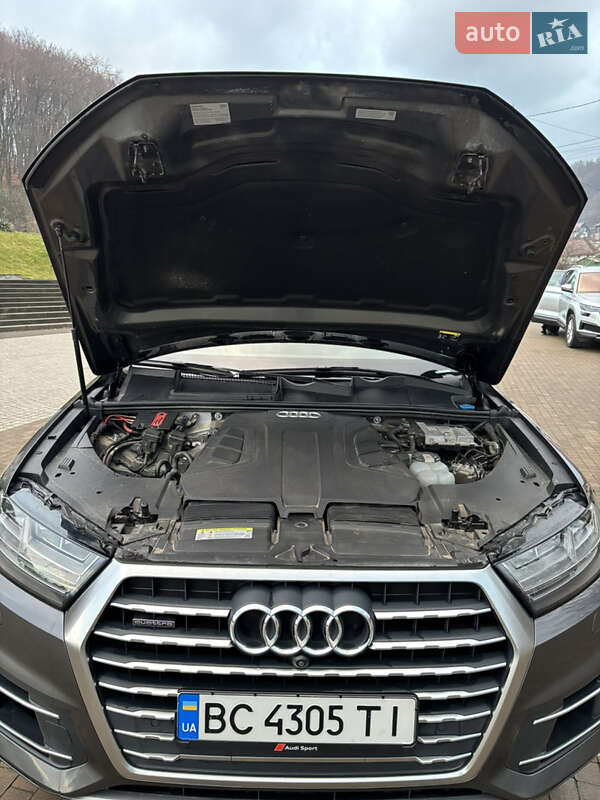 Фото Audi Q7 з оголошення AUTO.RIA