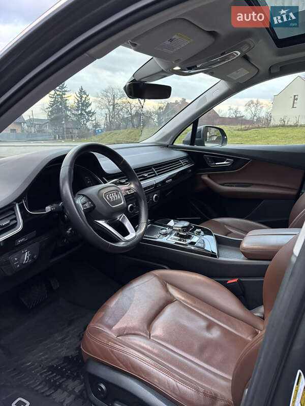 Фото Audi Q7 з оголошення AUTO.RIA