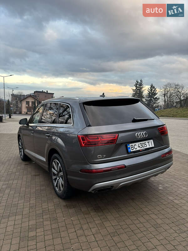 Фото Audi Q7 з оголошення AUTO.RIA