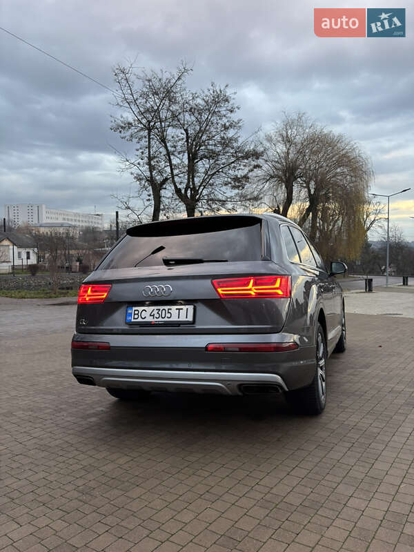 Фото Audi Q7 з оголошення AUTO.RIA