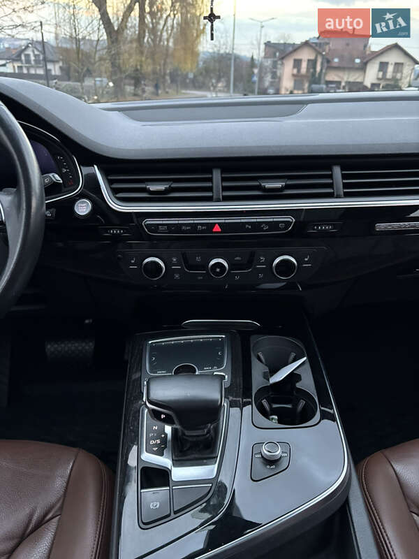 Фото Audi Q7 з оголошення AUTO.RIA