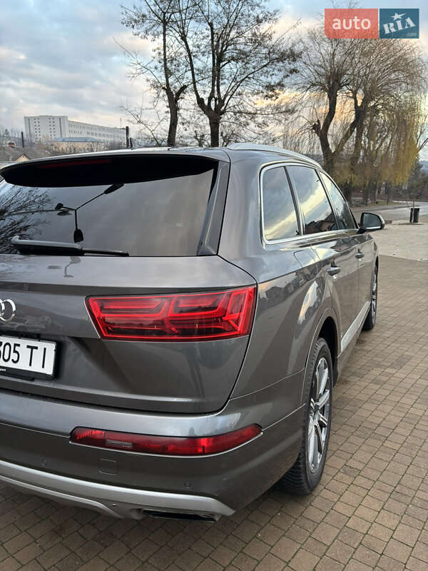 Фото Audi Q7 з оголошення AUTO.RIA