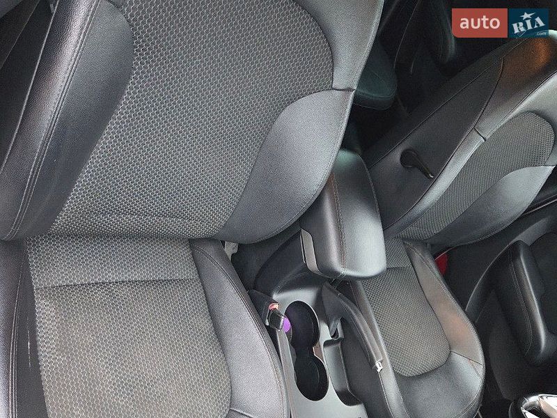 Фото Hyundai ix35 з оголошення AUTO.RIA