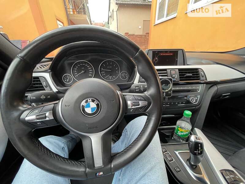 Фото BMW 3 Series з оголошення AUTO.RIA