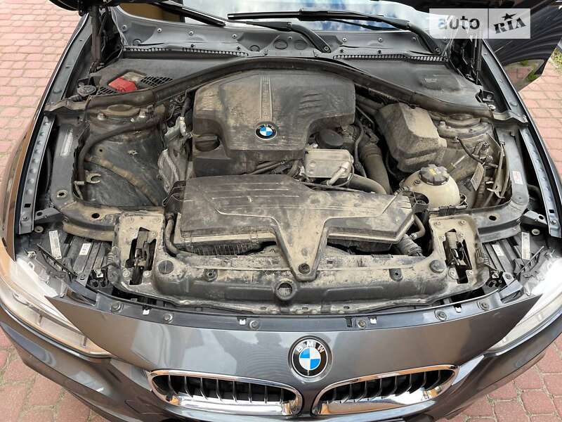 Фото BMW 3 Series з оголошення AUTO.RIA