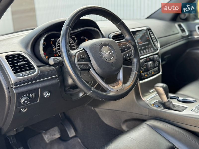 Фото Jeep Grand Cherokee з оголошення AUTO.RIA