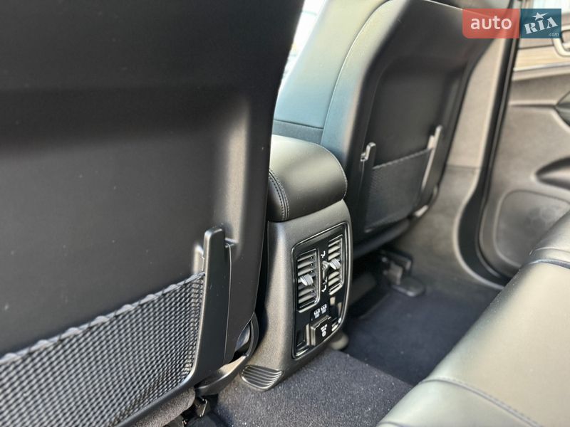 Фото Jeep Grand Cherokee з оголошення AUTO.RIA