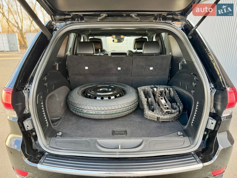 Фото Jeep Grand Cherokee з оголошення AUTO.RIA