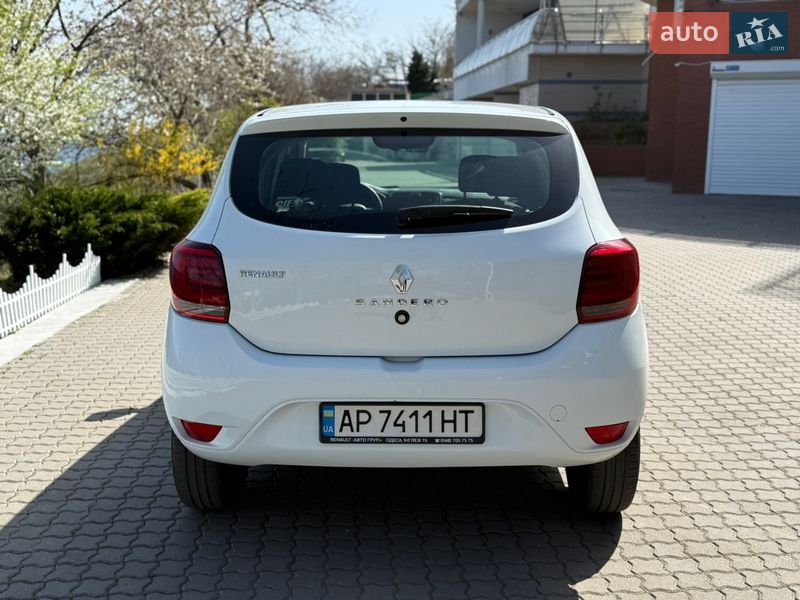 Фото Renault Sandero з оголошення AUTO.RIA
