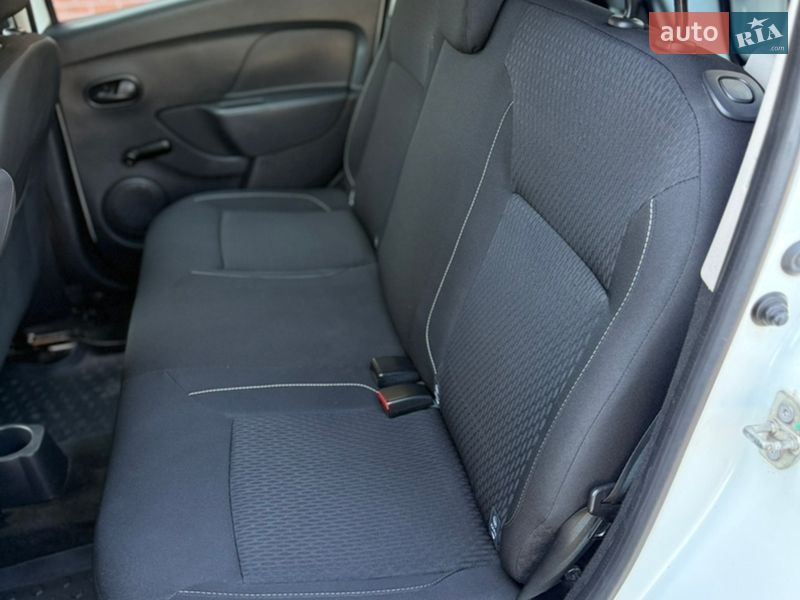 Фото Renault Sandero з оголошення AUTO.RIA