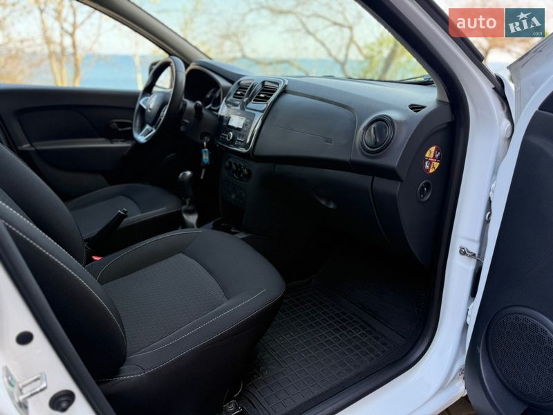 Фото Renault Sandero з оголошення AUTO.RIA