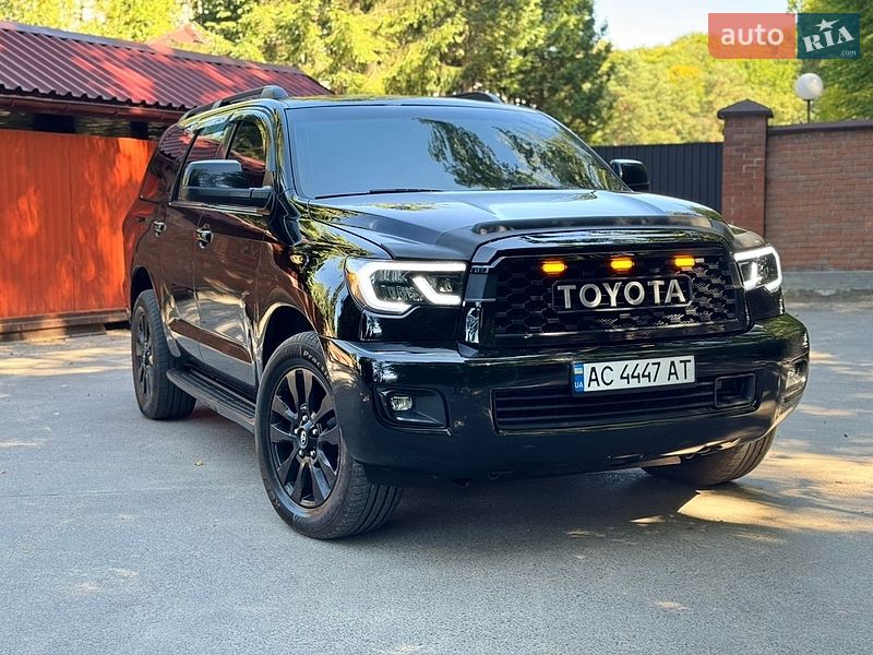 Фото Toyota Sequoia з оголошення AUTO.RIA