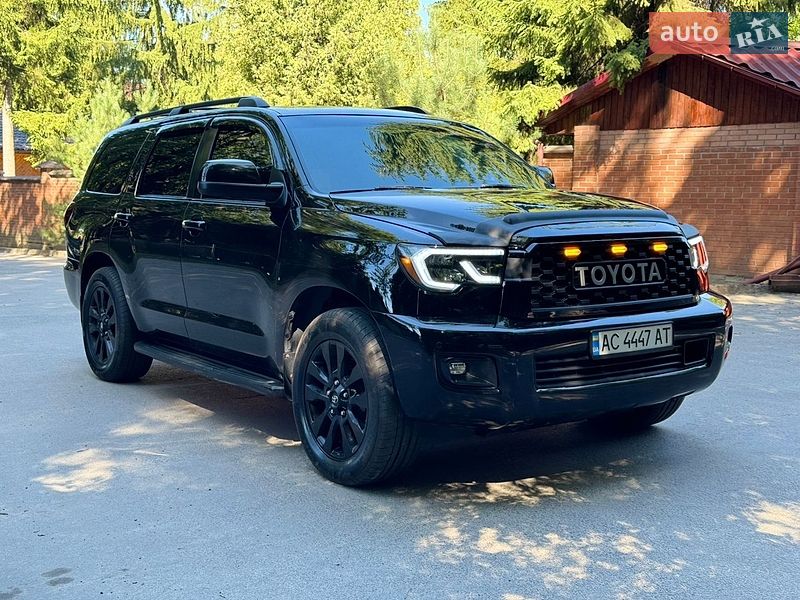 Фото Toyota Sequoia з оголошення AUTO.RIA