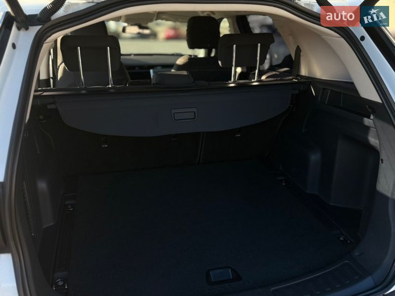Фото Land Rover Discovery Sport з оголошення AUTO.RIA