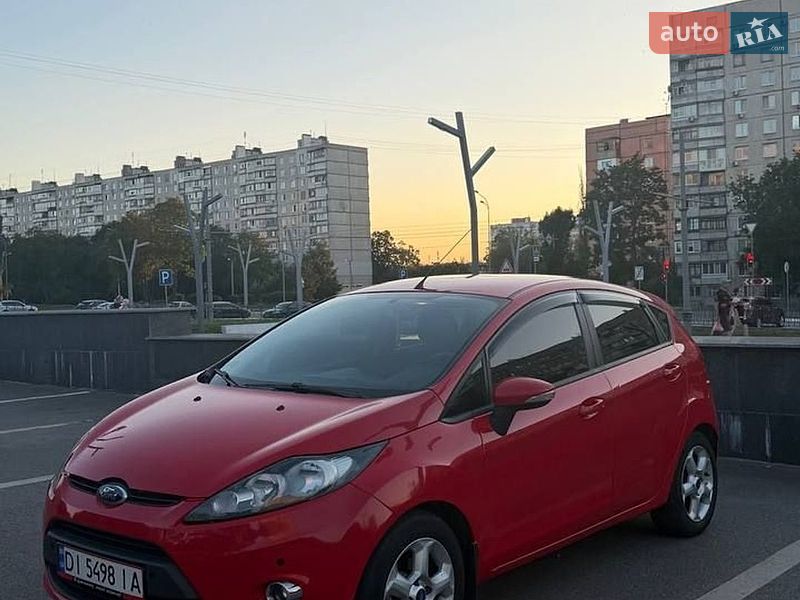 Фото Ford Fiesta з оголошення AUTO.RIA