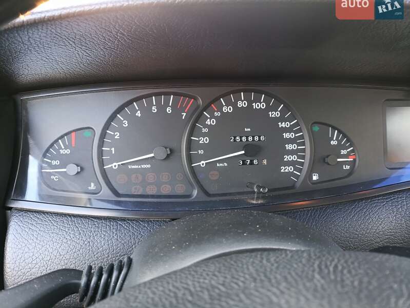 Фото Opel Omega з оголошення AUTO.RIA