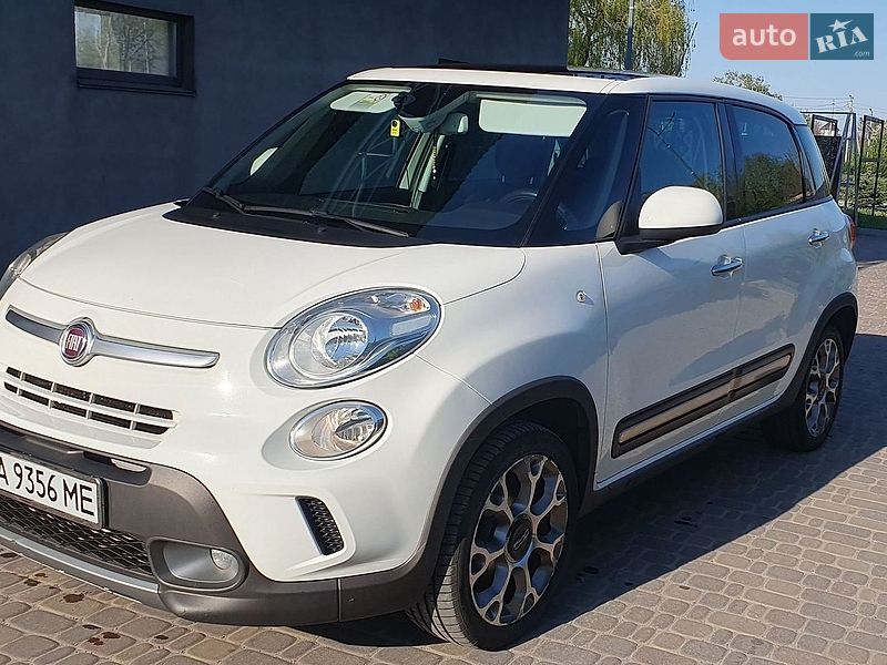 Фото Fiat 500L з оголошення AUTO.RIA