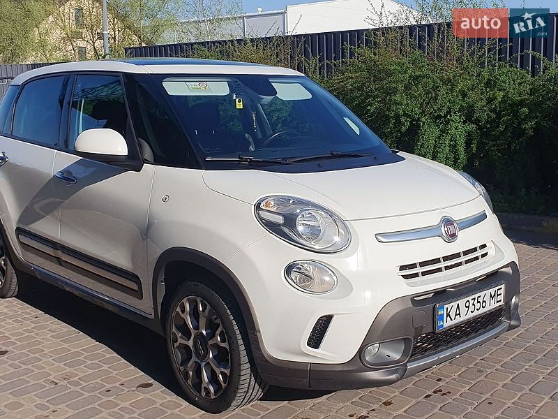 Фото Fiat 500L з оголошення AUTO.RIA