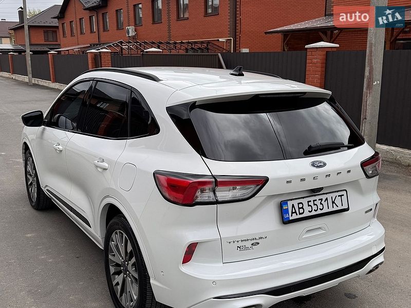 Фото Ford Escape з оголошення AUTO.RIA