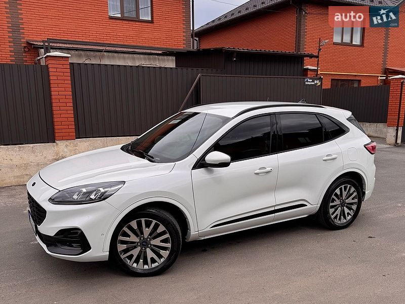 Фото Ford Escape з оголошення AUTO.RIA