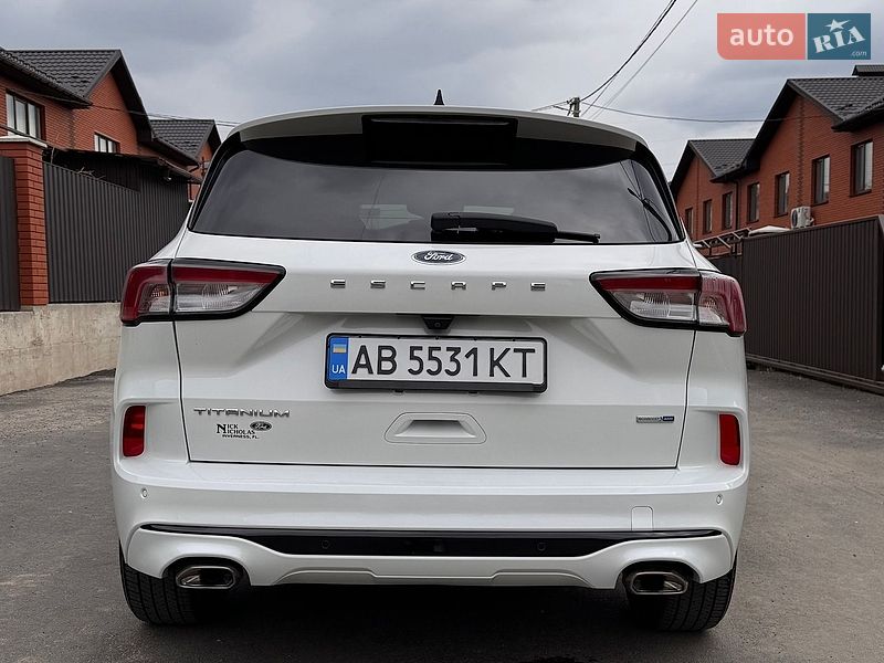 Фото Ford Escape з оголошення AUTO.RIA