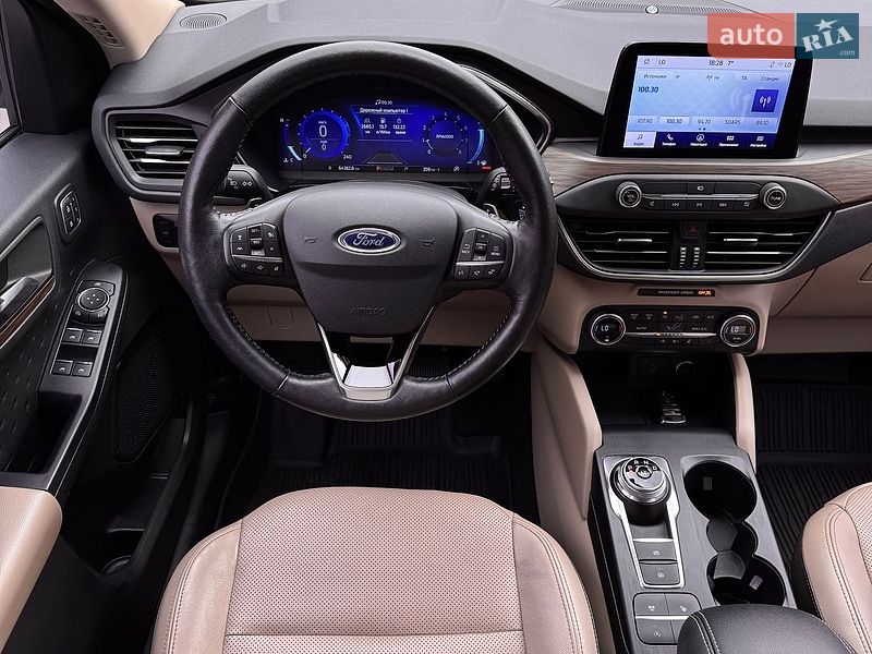 Фото Ford Escape з оголошення AUTO.RIA