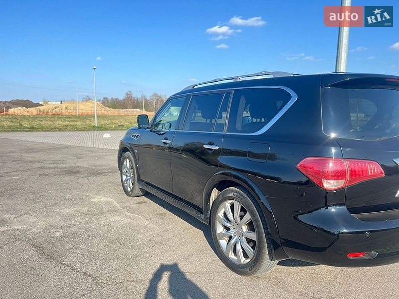 Фото Infiniti QX80 з оголошення AUTO.RIA