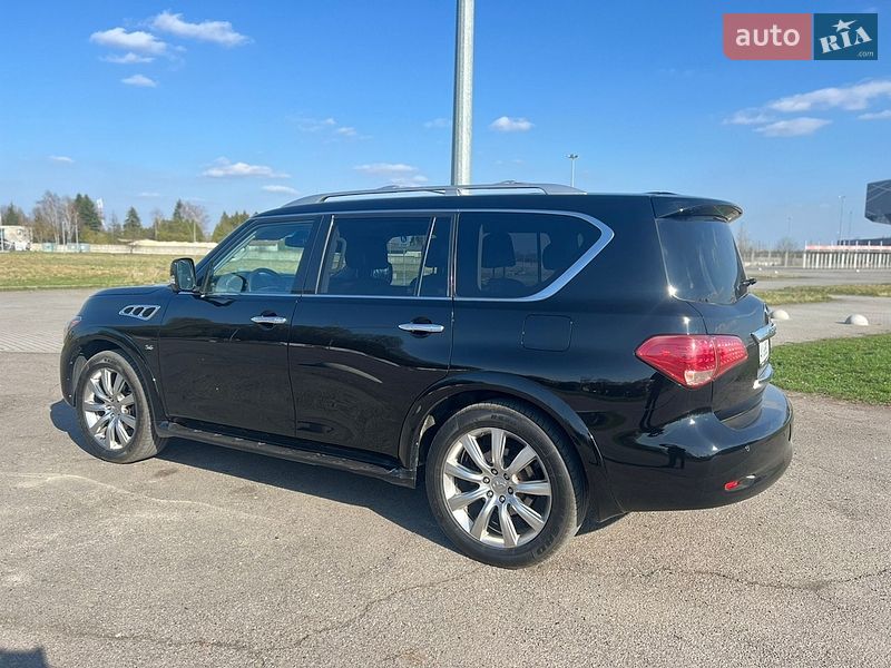 Фото Infiniti QX80 з оголошення AUTO.RIA
