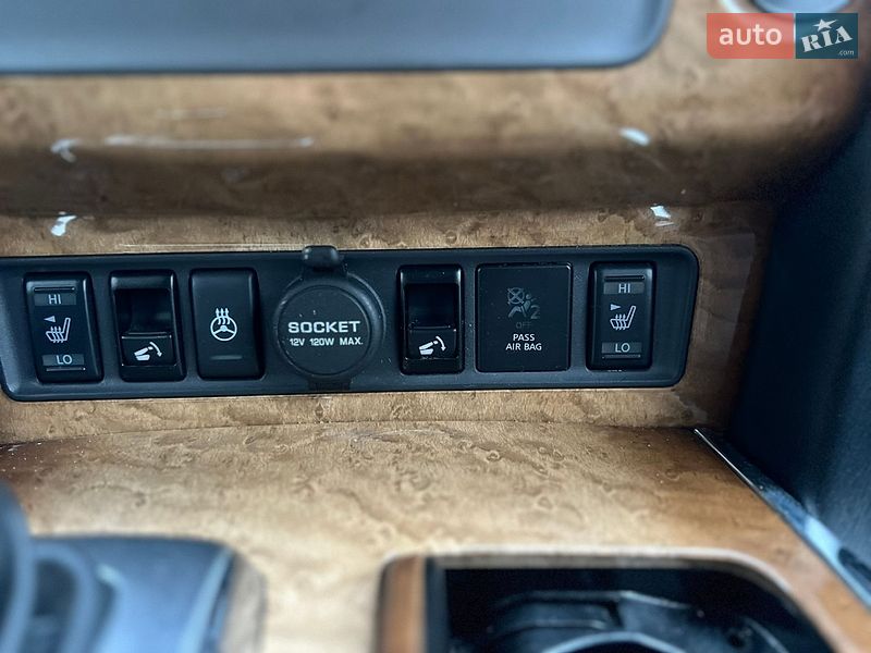 Фото Infiniti QX80 з оголошення AUTO.RIA