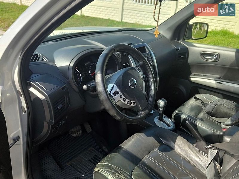 Фото Nissan X-Trail з оголошення AUTO.RIA
