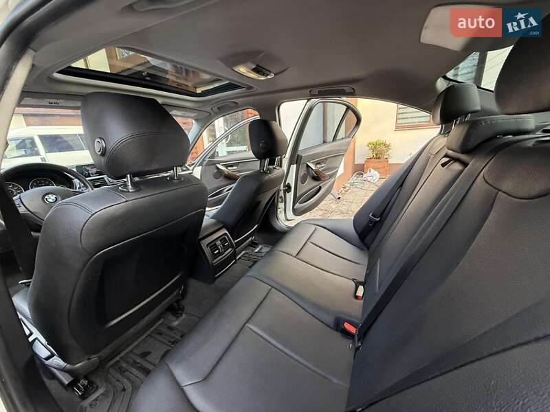 Фото BMW 3 Series з оголошення AUTO.RIA