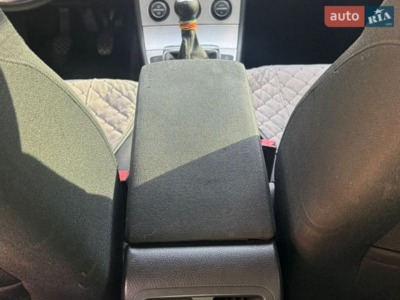 Фото Volkswagen Passat з оголошення AUTO.RIA