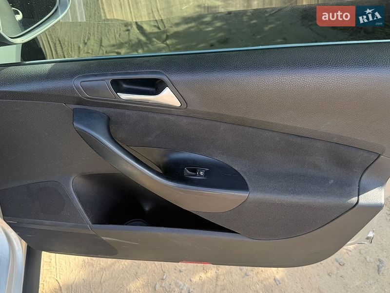 Фото Volkswagen Passat з оголошення AUTO.RIA