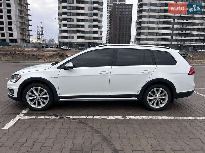 Фото Volkswagen Golf Alltrack з оголошення AUTO.RIA
