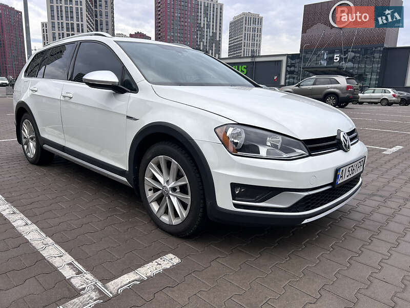 Фото Volkswagen Golf Alltrack з оголошення AUTO.RIA