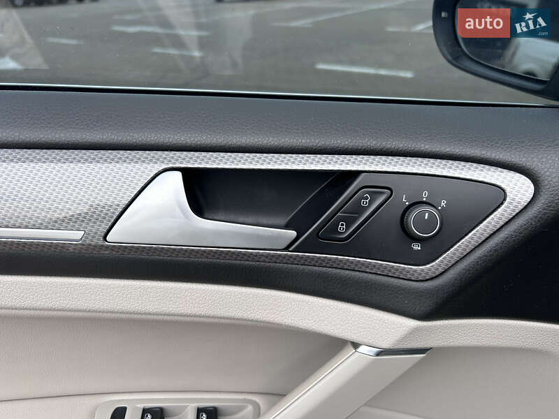 Фото Volkswagen Golf Alltrack з оголошення AUTO.RIA