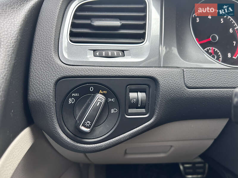 Фото Volkswagen Golf Alltrack з оголошення AUTO.RIA