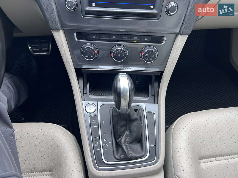 Фото Volkswagen Golf Alltrack з оголошення AUTO.RIA