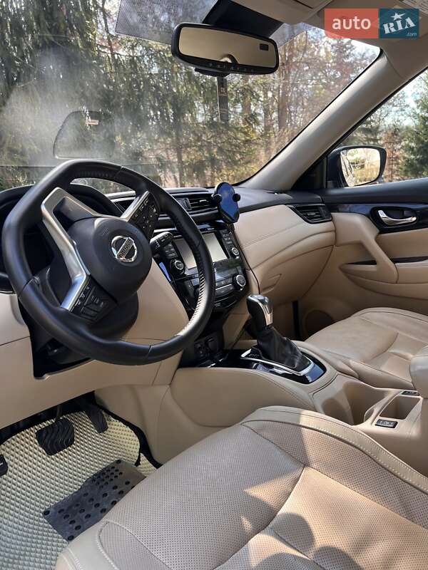 Фото Nissan Rogue з оголошення AUTO.RIA