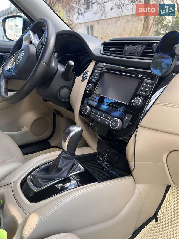 Фото Nissan Rogue з оголошення AUTO.RIA