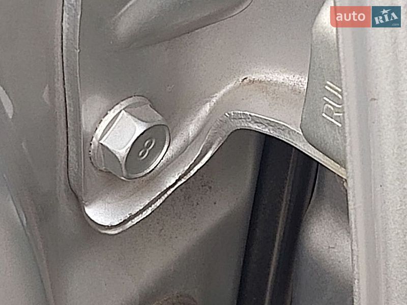 Фото Hyundai Elantra з оголошення AUTO.RIA